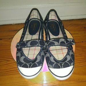 SOLD ON MERCARI Coach flat